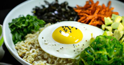 Bibimbap – korejská směs rýže s masem a zeleninou