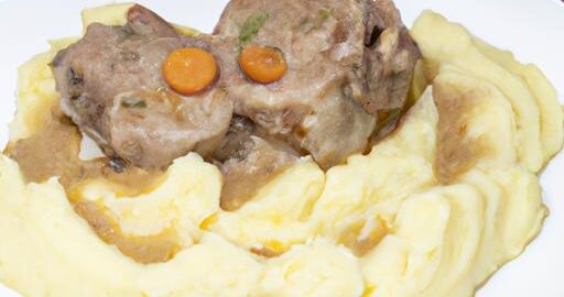 Pečené telecí s bramborovou kaší